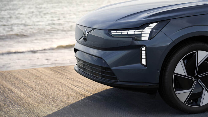 Volvo EX90 380kW Twin Motor Performance Ultra 111kWh 5dr Auto Electric Estate - Image 9